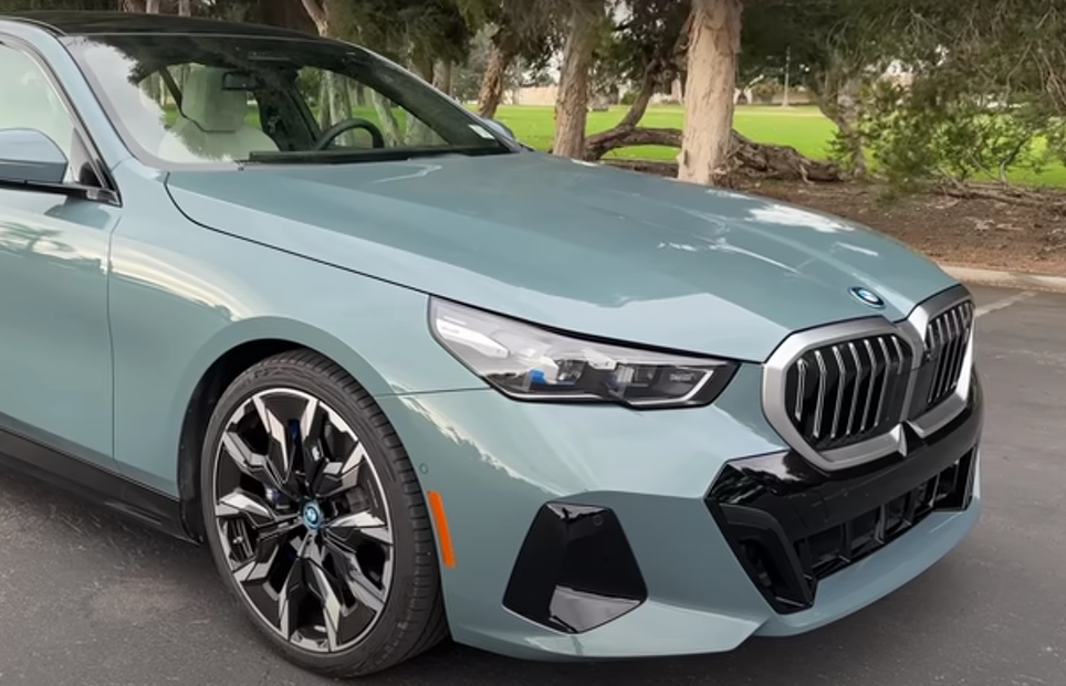2024 BMW i5 Review: The New Electric 5 Series Is Here
